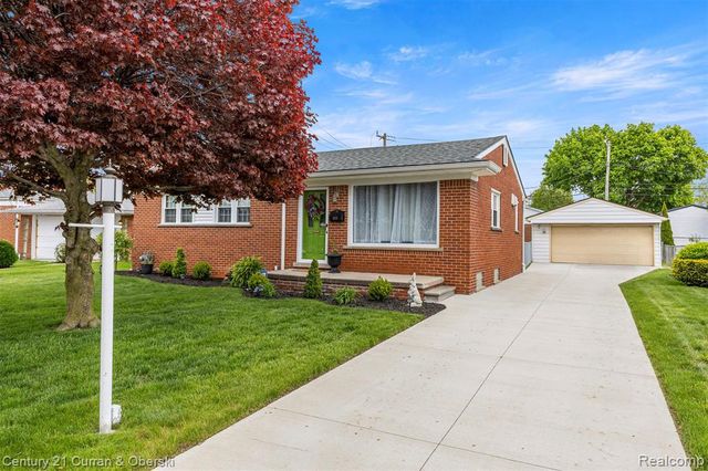 3835 Grange Road, Trenton, MI 48183