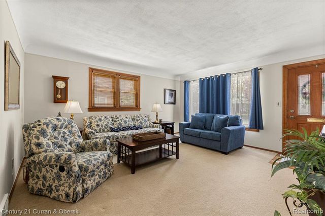 3835 Grange Road, Trenton, MI 48183