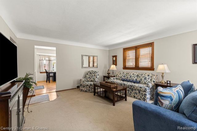 3835 Grange Road, Trenton, MI 48183