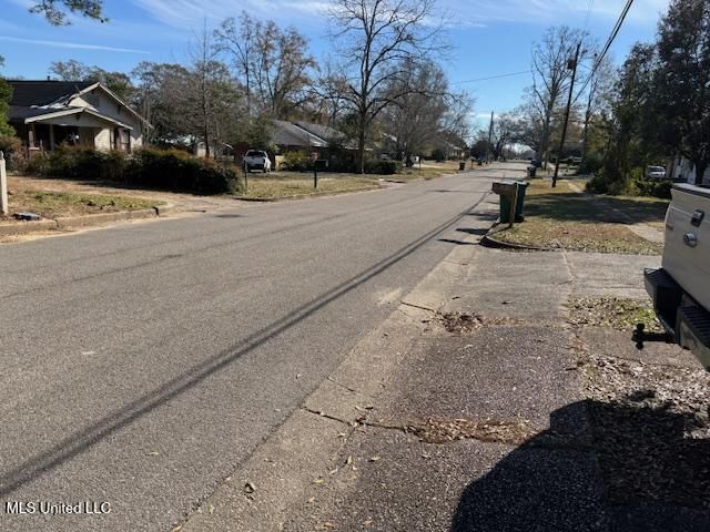 317 N Main Street, Poplarville, MS 39470