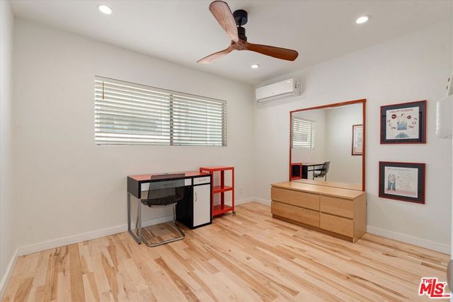 2921 10th Street 3, Santa Monica, CA 90405