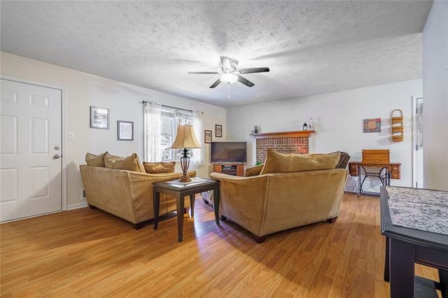 2810 Crystal Brooke Lane, Snellville, GA 30078