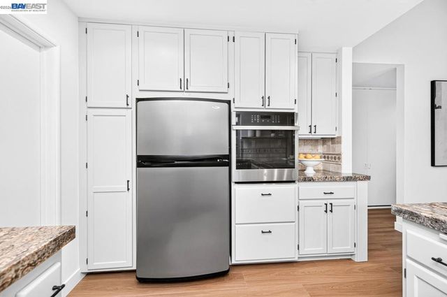 5223 Crane Ave, Castro Valley, CA 94546