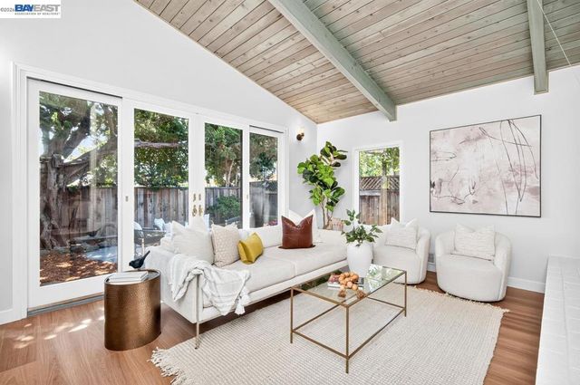 5223 Crane Ave, Castro Valley, CA 94546