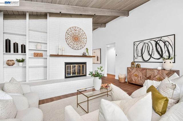 5223 Crane Ave, Castro Valley, CA 94546