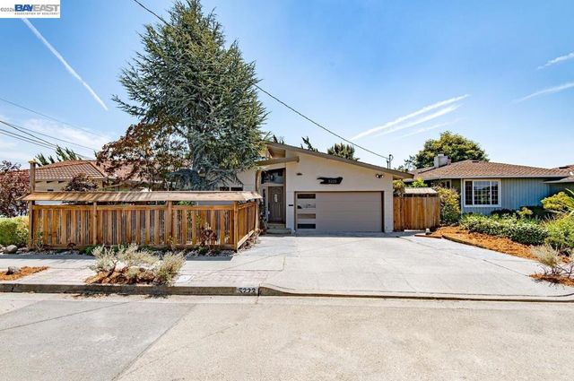 5223 Crane Ave, Castro Valley, CA 94546