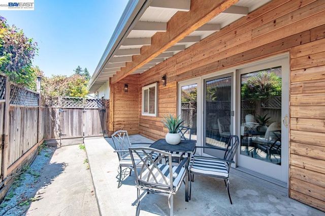 5223 Crane Ave, Castro Valley, CA 94546