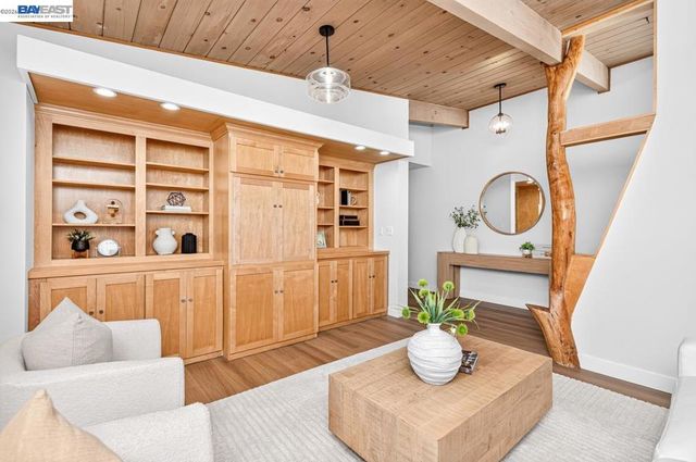 5223 Crane Ave, Castro Valley, CA 94546
