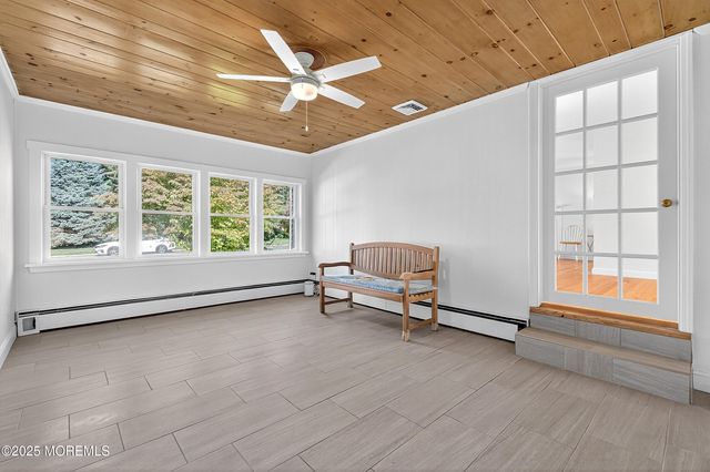 7 Sunset Avenue, Matawan, NJ 07747