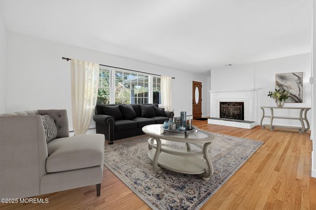 7 Sunset Avenue, Matawan, NJ 07747