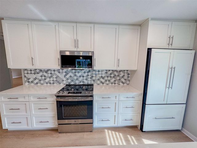 3038 RINGWOOD MEADOW 20, Sarasota, FL 34235