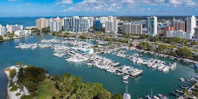 3038 RINGWOOD MEADOW 20, Sarasota, FL 34235