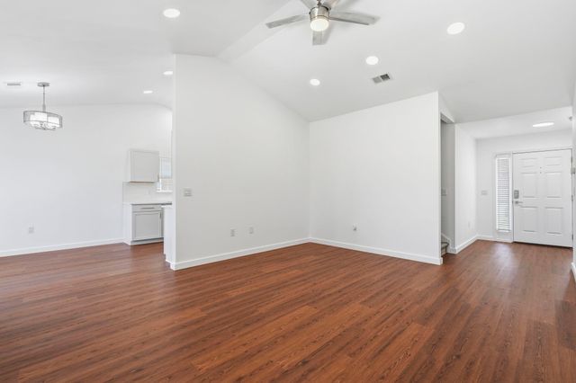 2213 Haystack Way, Myrtle Beach, SC 29579