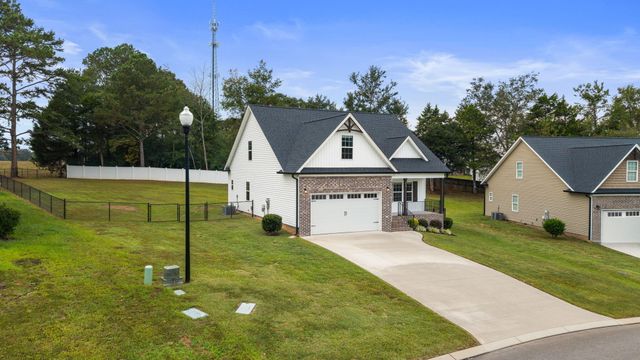 218 Eastview Cove Drive SE, Cleveland, TN 37323