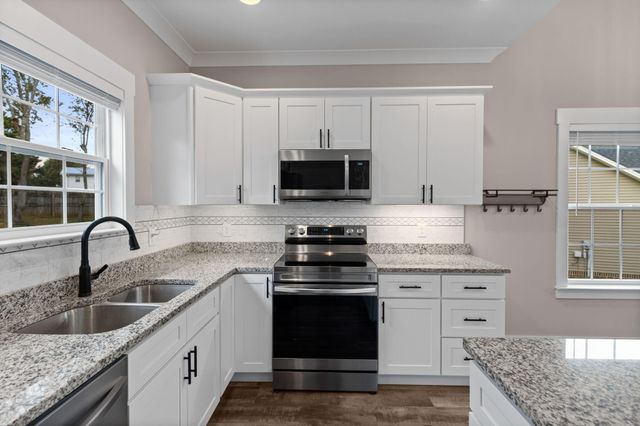 218 Eastview Cove Drive SE, Cleveland, TN 37323