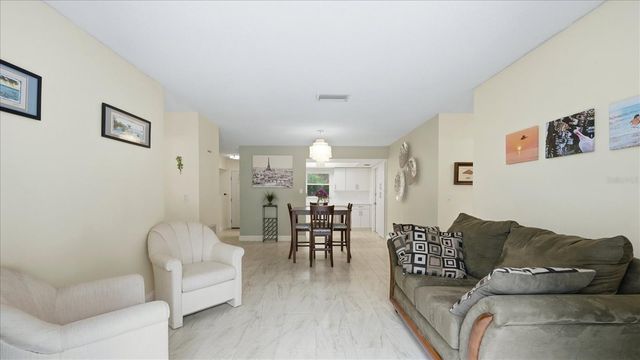 6233 ROCKEFELLER AVENUE, Sarasota, FL 34231