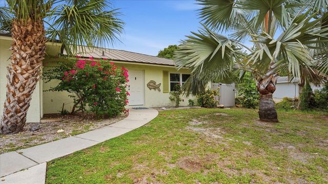 6233 ROCKEFELLER AVENUE, Sarasota, FL 34231