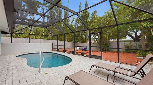 6233 ROCKEFELLER AVENUE, Sarasota, FL 34231