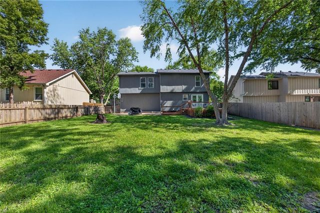 15621 W 125th Terrace, Olathe, KS 66062