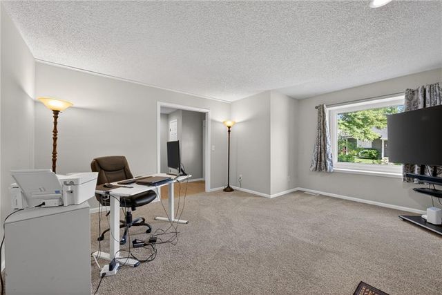 15621 W 125th Terrace, Olathe, KS 66062