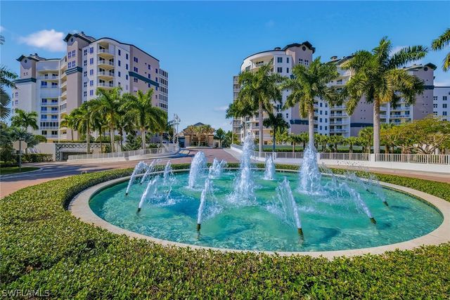 13665 Vanderbilt DR 404, Naples, FL 34110