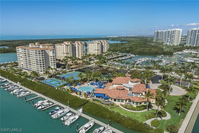 13665 Vanderbilt DR 404, Naples, FL 34110