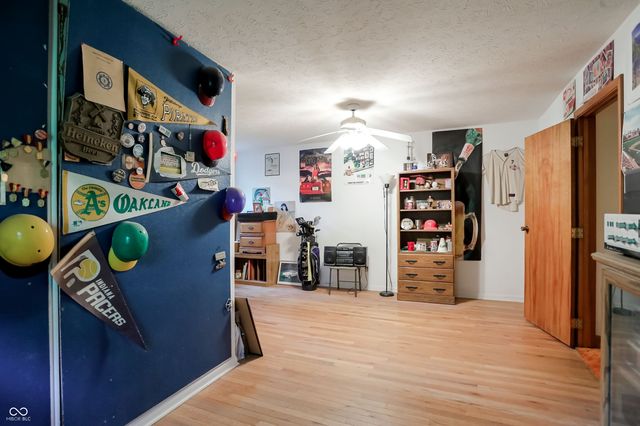 1609 E Woodland Drive, Bloomington, IN 47408