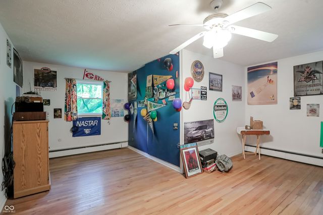 1609 E Woodland Drive, Bloomington, IN 47408