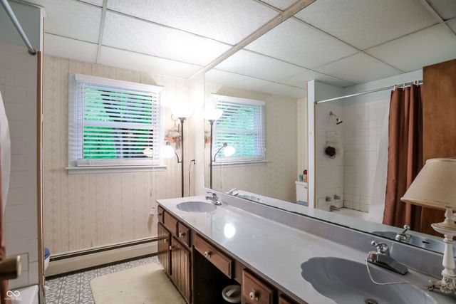 1609 E Woodland Drive, Bloomington, IN 47408