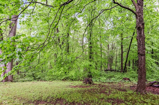1609 E Woodland Drive, Bloomington, IN 47408