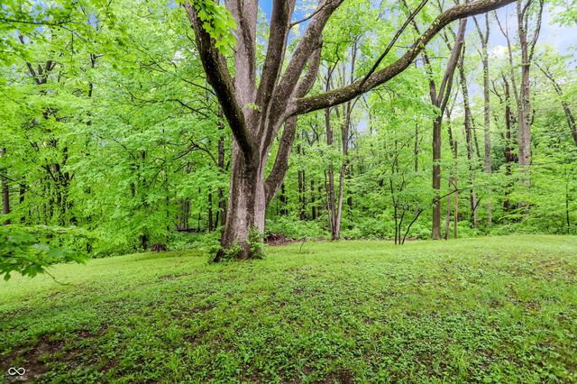 1609 E Woodland Drive, Bloomington, IN 47408