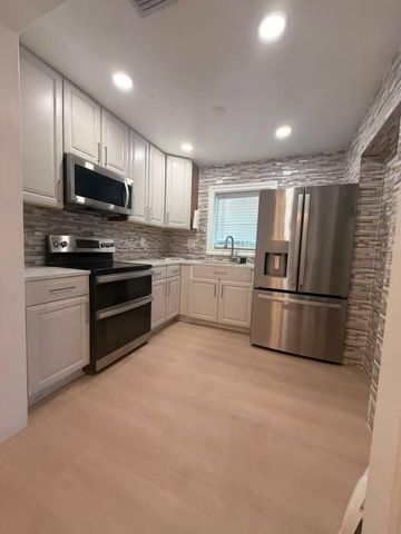 905 S L Street, Lake Worth Beach, FL 33460