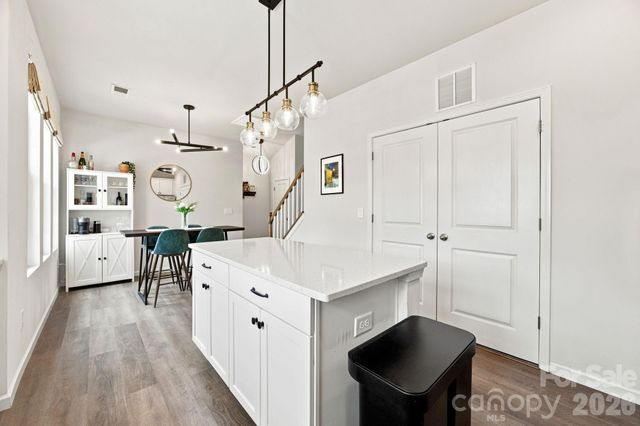 1101 Johns Walk Way, Belmont, NC 28012