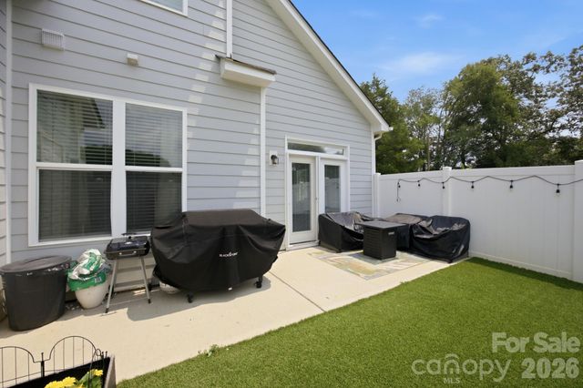 1101 Johns Walk Way, Belmont, NC 28012