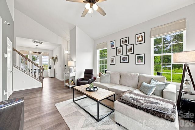1101 Johns Walk Way, Belmont, NC 28012
