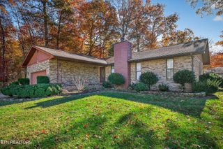 112 Shore Lane, Crossville, TN 38558