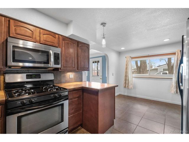 6540 Poplar St, Commerce City, CO 80022