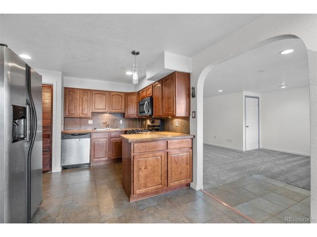 6540 Poplar St, Commerce City, CO 80022