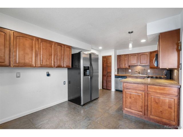 6540 Poplar St, Commerce City, CO 80022