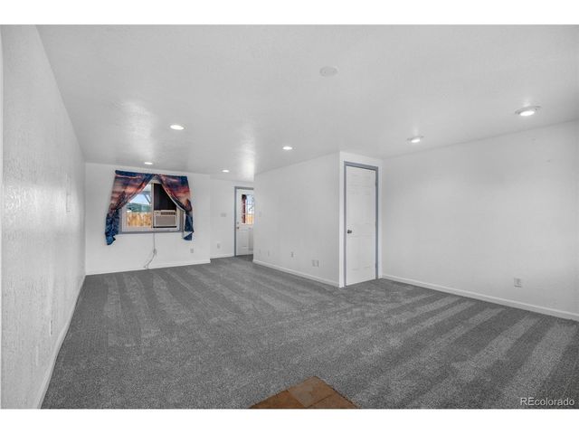 6540 Poplar St, Commerce City, CO 80022