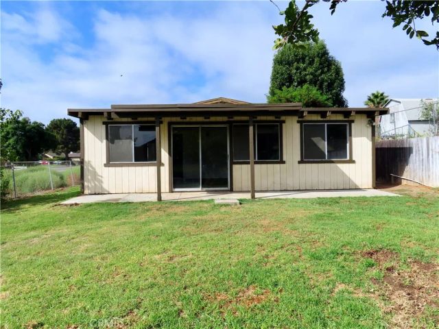 6149 La Sierra Avenue, Riverside, CA 92505