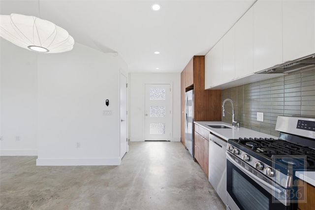 1805 Tillery ST, Austin, TX 78721
