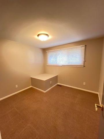 4001 Inwood Court, Fort Wayne, IN 46815