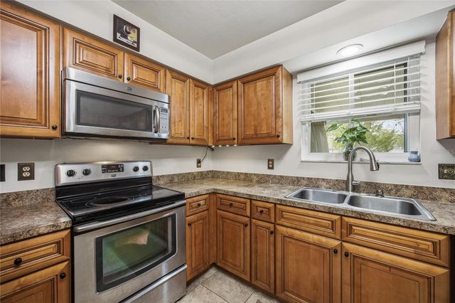 7808 SW 99TH LANE, Gainesville, FL 32608