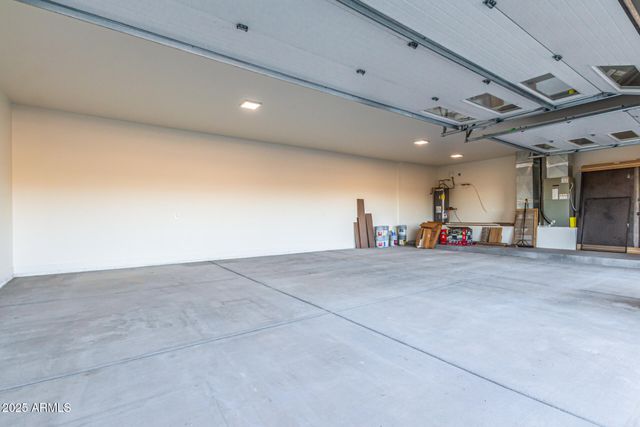 43934 N 10TH Street, New River, AZ 85087