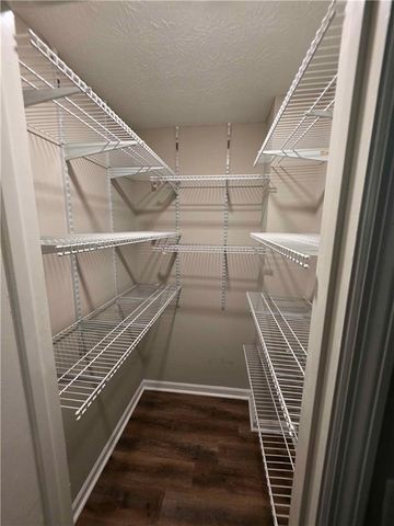 1075 To Lani Dr, Stone Mountain, GA 30083