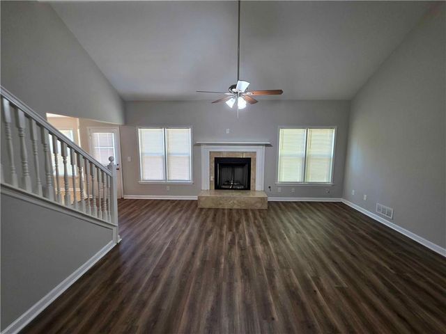 1075 To Lani Dr, Stone Mountain, GA 30083