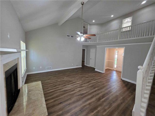 1075 To Lani Dr, Stone Mountain, GA 30083