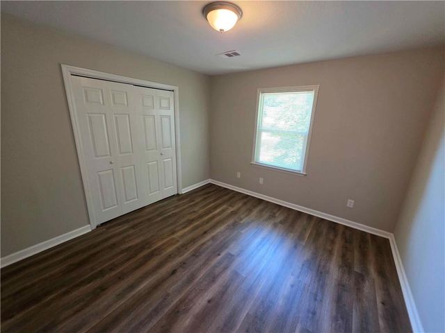1075 To Lani Dr, Stone Mountain, GA 30083