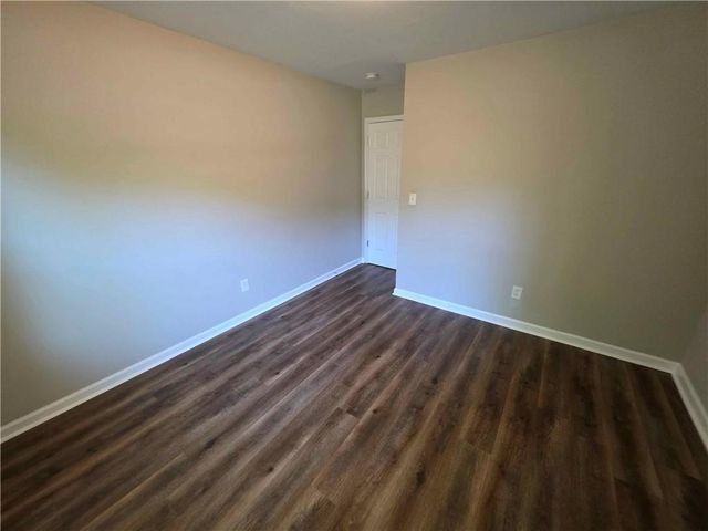 1075 To Lani Dr, Stone Mountain, GA 30083
